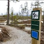 Ny Og Moderne Med Sauna, Jacuzzi Og Eget Spillrom Med Biljard Og Dart Gratis Elbillading Og Strom Inkludert I Prisen