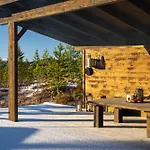 Ferienhaus Ny Og Moderne Med Sauna, Jacuzzi Og Eget Spillrom Med Biljard Og Dart Gratis Elbillading Og Strom Inkludert I Prisen *