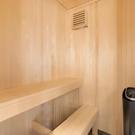 Ny Eksklusiv Hytte, Strom Og Jacuzzi Inkl I Prisen Feriehus *