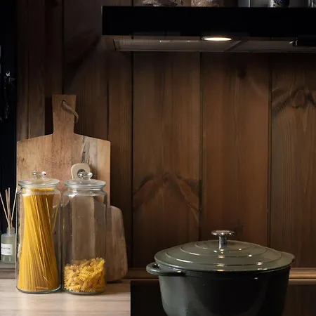 Ny Og Moderne Med Sauna, Jacuzzi Og Eget Spillrom Med Biljard Og Dart Gratis Elbillading Og Strom Inkludert I Prisen * Flå