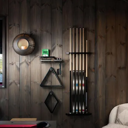 Ny Og Moderne Med Sauna, Jacuzzi Og Eget Spillrom Med Biljard Og Dart Gratis Elbillading Og Strom Inkludert I Prisen 別荘