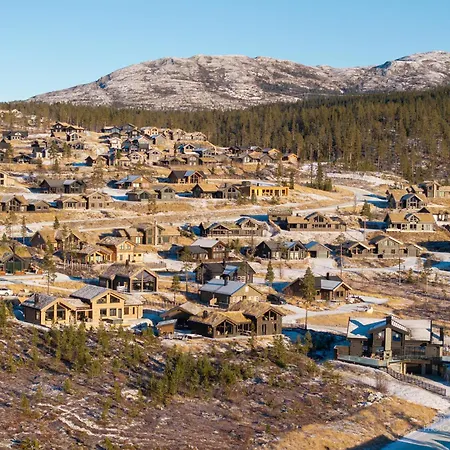 Ny Og Moderne Med Sauna, Jacuzzi Og Eget Spillrom Med Biljard Og Dart Gratis Elbillading Og Strom Inkludert I Prisen * Flå